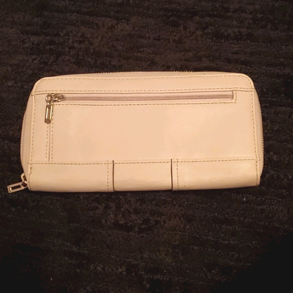 Guess wallet - Picture 3 of 3